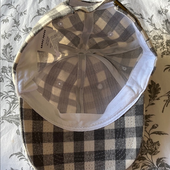 Cocus Pocus Plaid Black and White Cap - Picture 2 of 2
